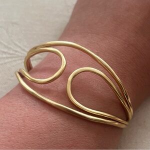 Stella & Dot Fitz Gold Cuff